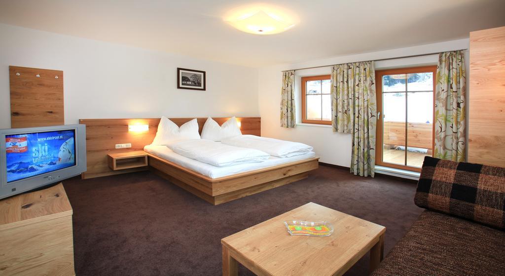 Tarlack Appartements Huetten 34 Leogang Chambre photo