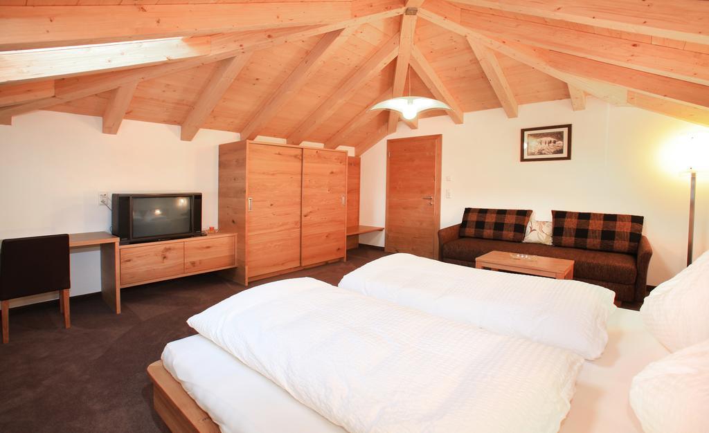 Tarlack Appartements Huetten 34 Leogang Chambre photo