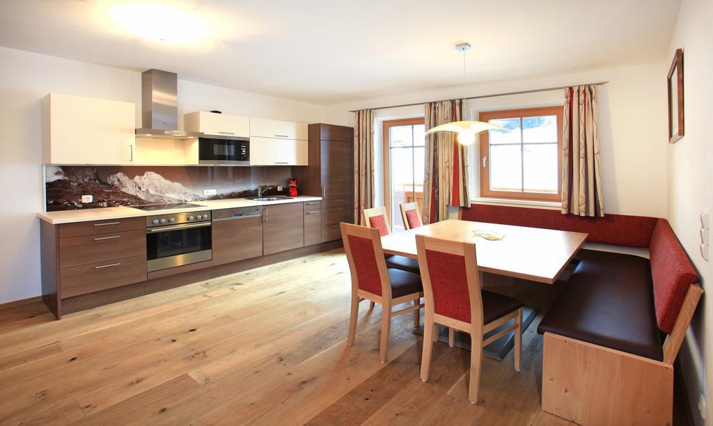Tarlack Appartements Huetten 34 Leogang Chambre photo