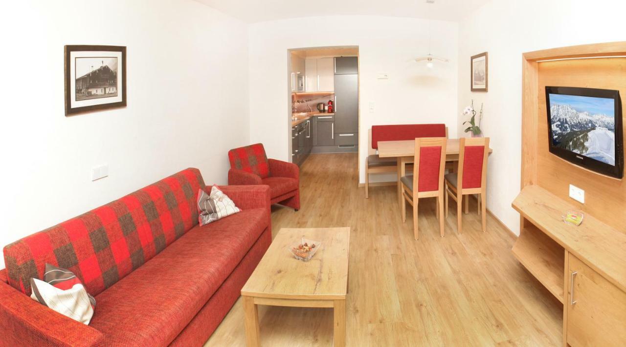 Tarlack Appartements Huetten 34 Leogang Extérieur photo
