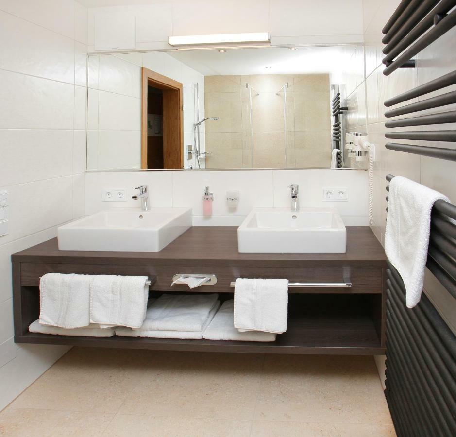 Tarlack Appartements Huetten 34 Leogang Extérieur photo