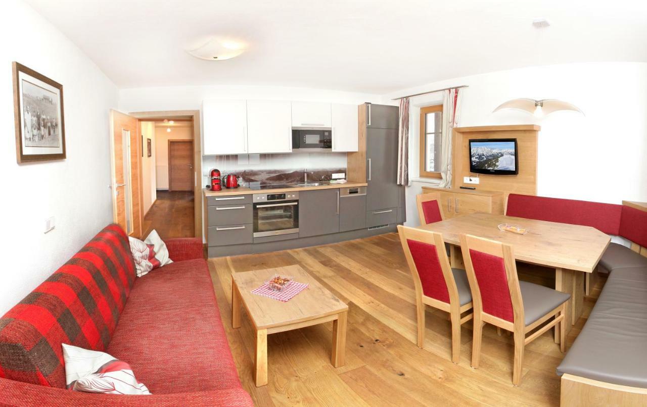 Tarlack Appartements Huetten 34 Leogang Extérieur photo